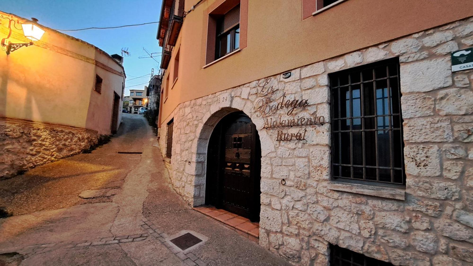 Casa Rural La Bodega, Ofrece Cata De Vino Gratis Horche Exterior foto